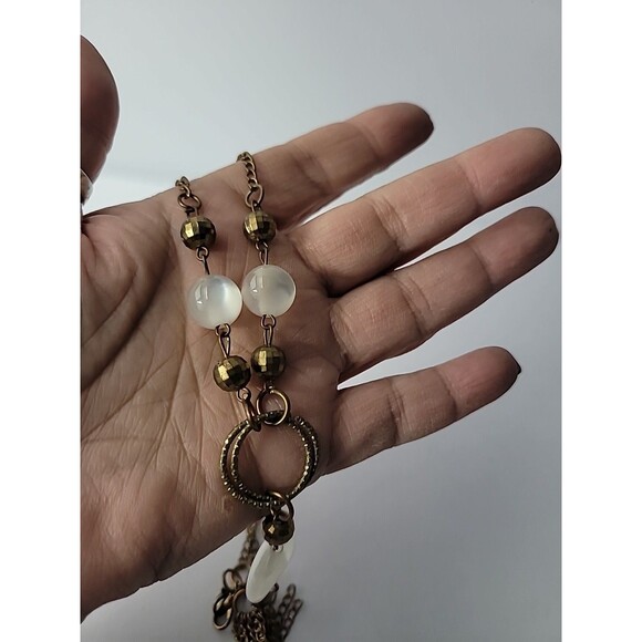 Vintage Gold Tone Tassel Necklace White Bead Boho Statement Pendant Jewelry - Picture 12 of 13